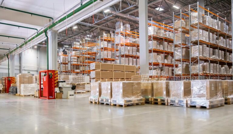 Abu Dhabi warehouse storage